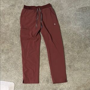 Women burgundy figs scrub pants